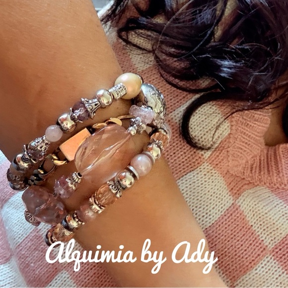 Strawberry quartz and moonstone silver bracelet - Picture 2 of 3